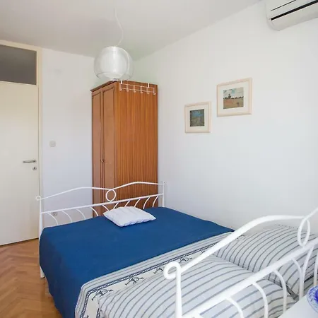 Ap Punta - Next To Sandy Beach * Omis