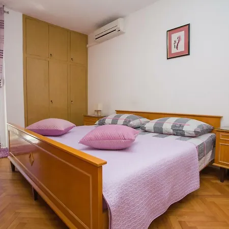 Ap Punta - Next To Sandy Beach Apartman *