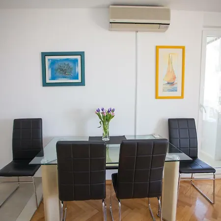 Ap Punta - Next To Sandy Beach Omis